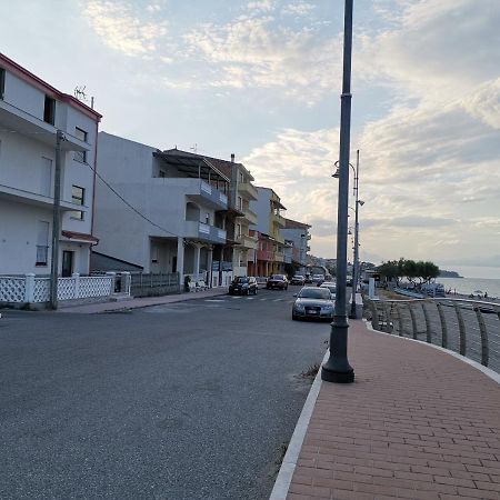 Bed and Breakfast Un Posto Al Sole Torretta  Exterior foto